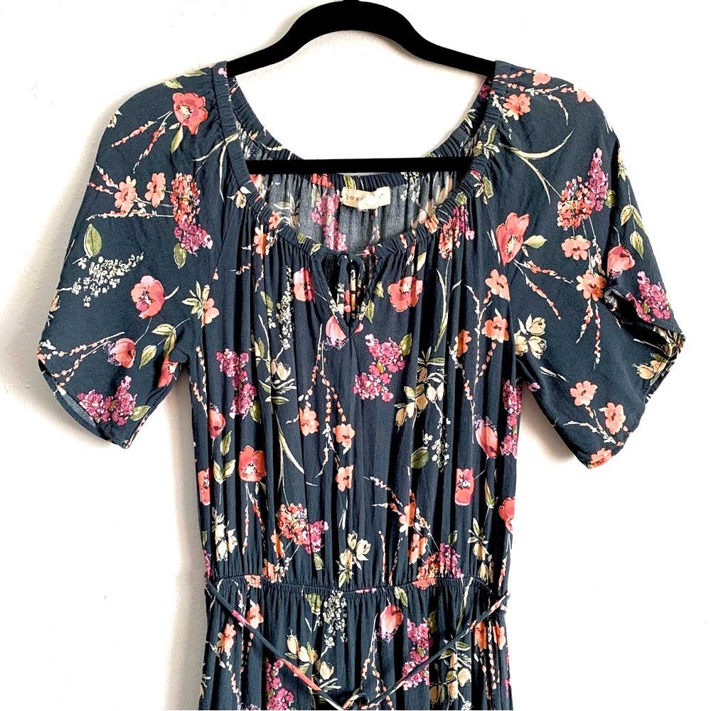 LOVESTITCH Floral Print High Low Feminine Maxi Dress - Picture 6 of 9